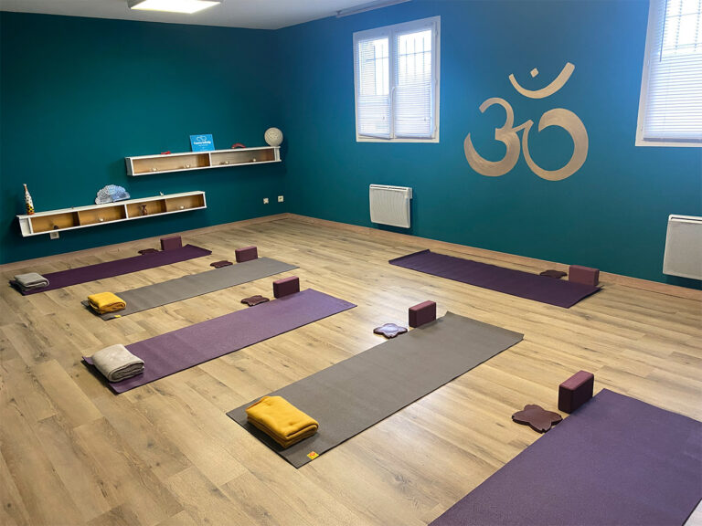 Fano Anjanirina - Yoga Coaching soins énergétiques massage - ateliers